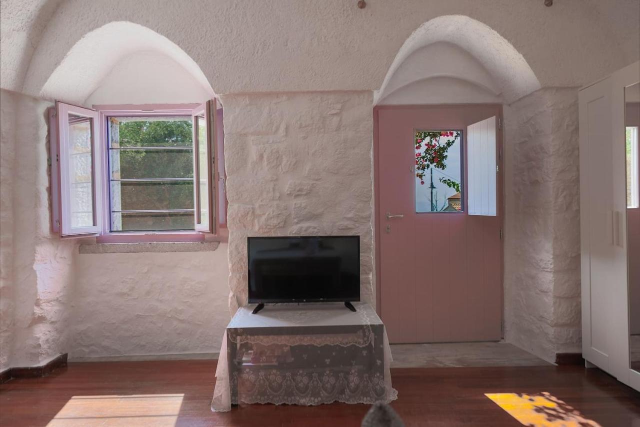 Apartment Iliana's House - Spacious Cave House In The Center Of Areopolis *
